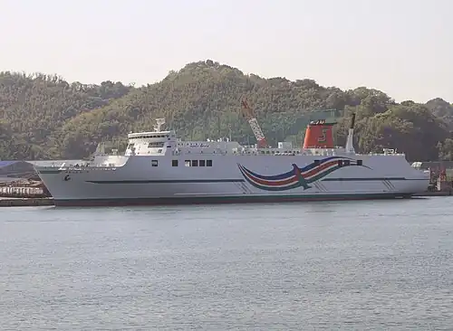 Паром Orange Hope, построенный на верфи Имабари в 2005 году