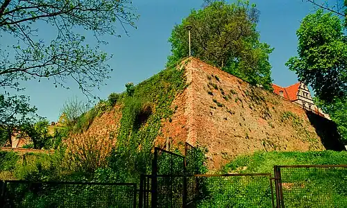 Замковый бастион