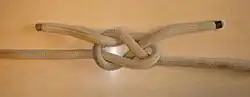 Single carrick bend[англ.], Single carrick bend.