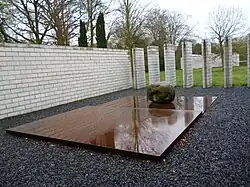 Работы художника в музее Situation Kunst в Бохуме, Германия, 2015