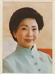 Официальный портрет Сон Мён Сун в Голубом доме