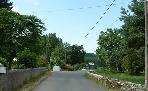 Выезд из Ангаиса