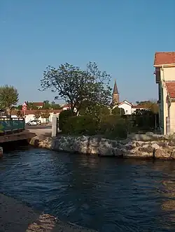 Сус и река Адур