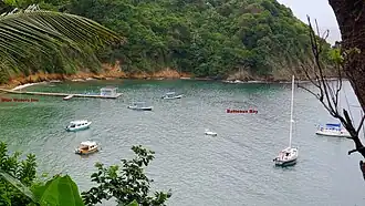 Залив Батто близ деревни