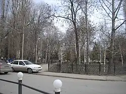 Площадь 1905 года со стороны пересечения улиц Рахова и 2-я Садовая