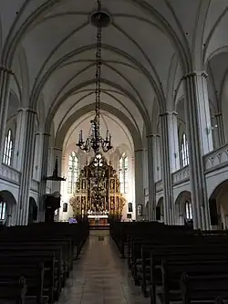 Алтарь в церквисв. Анны