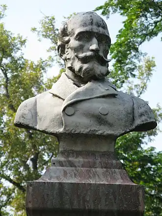 Статуя Лаланна