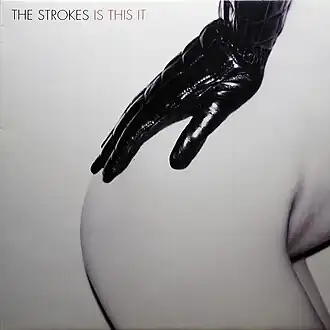 Обложка альбома The Strokes «Is This It» (2001)