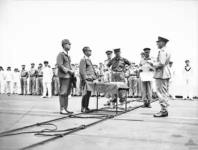 Стэрди зачитывает акт о капитуляции