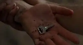 Ключ от кейса, в котором находятся документы Кейт.