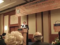 Выступление основателя Федерации за всеобщий мир Мун Сон Мёна в Будапеште, Венгрия, 28 октября 2005 года