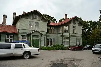 Ул. Котка 44 (бывшая летняя мыза Тизенгаузенов, памятник архитектуры)