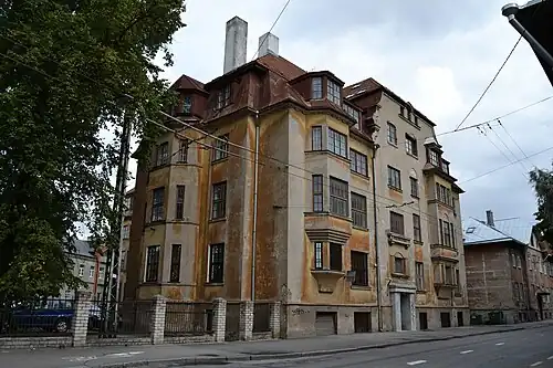 Жилой дом на улице Техника в 2011 году (памятник архитектуры)