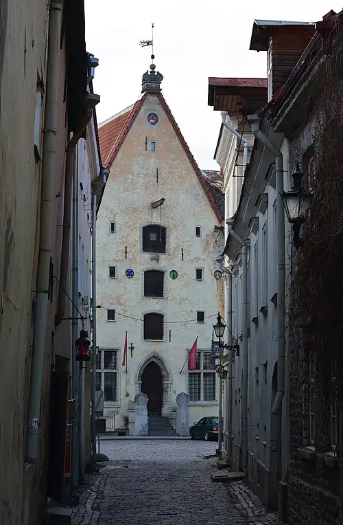 Улица Вайму, вид в сторону улицы Лай. В перспективе улицы — Городской театр.