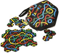 Игроки выкладывают шестиугольные фишки, чтобы создать наиболее длинный путь или петлю.