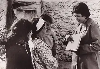 Тавхида бен Шейх во время своей кампании по планированию семьи в Тунисе