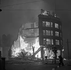 Горящее здание в Манчестере (23 декабря 1940)