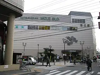 Северный вход в здание станции