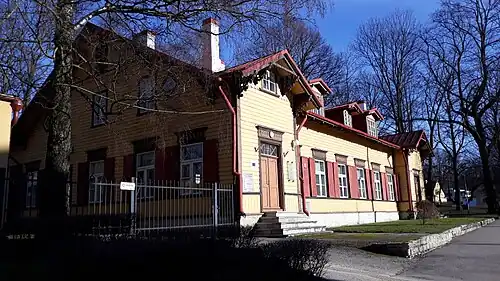 Дом на Тоомпуйестеэ, 10