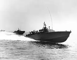 Пеленг звена американских торпедных катеров модель USS PT-105, июль 1942 года