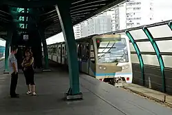 Поезд на станции