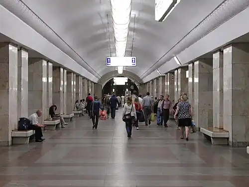 Зал станции24 августа 2010 года