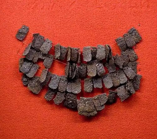 Остатки бронзового чешуйчатого доспеха времён Аргишти I