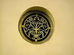 Декоративная решётка на вентиляционном отверстии.2 апреля 2006 года