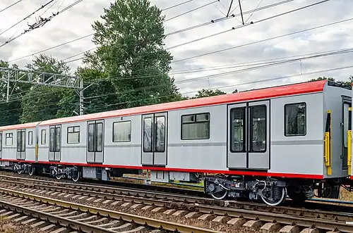 Промежуточный прицепной вагон 81-727.1 № 27002