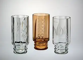 Вазы «Октябрь» (1970-е годы), Хельга Кырге