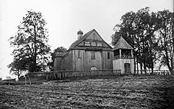 Костёл на старом снимке