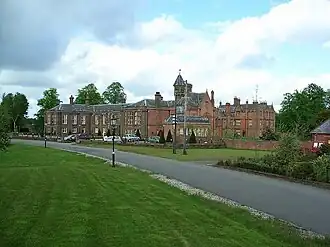 Валье-Роял-Грейт-Хаус, бывшая резиденция баронов Деламер — продана в 1947 году