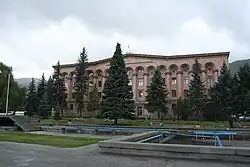 Здание администрации Лорийской области