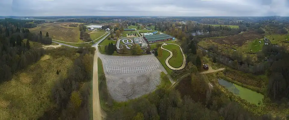 Парк развлечений «Вембу-Тембумаа», вид с дрона, 2015 год