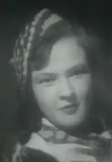 Вера Алтайская в фильме «Светлый путь» (1940)