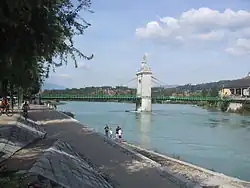 Мост через реку Рона