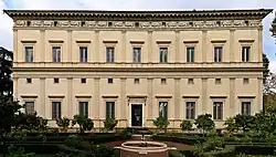 Южный фасад виллы