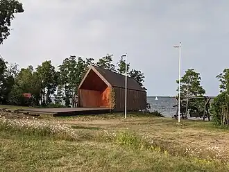 Певческая эстрада в деревне Вирве