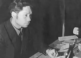 Владимир Волдин за работой