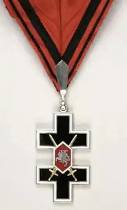 Изображение лицевой стороны командорского креста