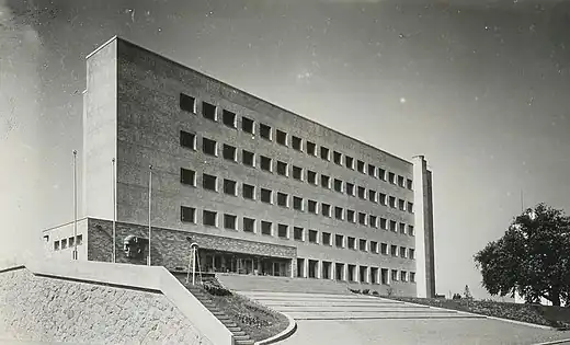 Довоенное фото здания