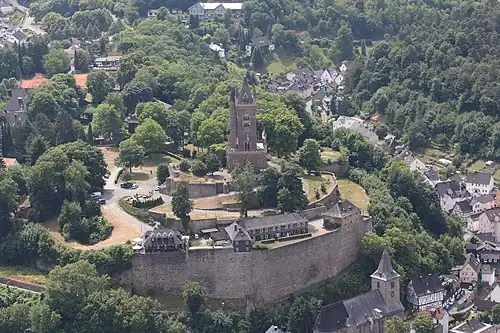 Вид башни с высоты птичьего полёта