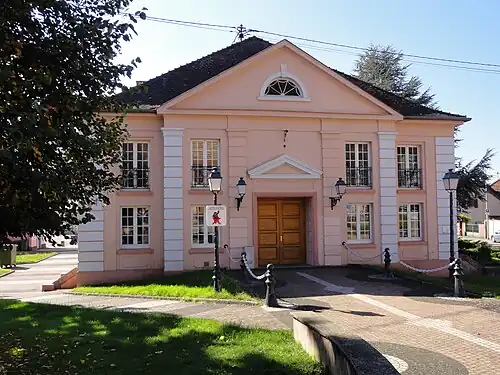 Зал торжественных событий на площади Спорта, 3