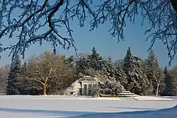 Нимфеум зимой. Парк в Вёрлице, Германия