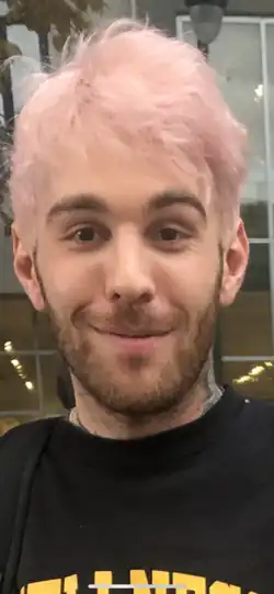 Даллас Коттон возле Бельмонта (2022 г.)