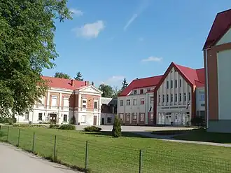 Образовательный центр и дом культуры