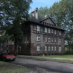 Старинный дом