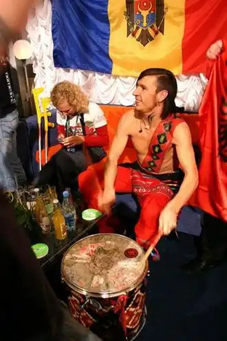 Zdob şi Zdub представляют «Bunika Bate Doba» в Киеве (2005)