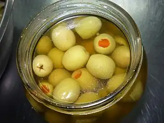 Оливки, начинённые болгарским перцем